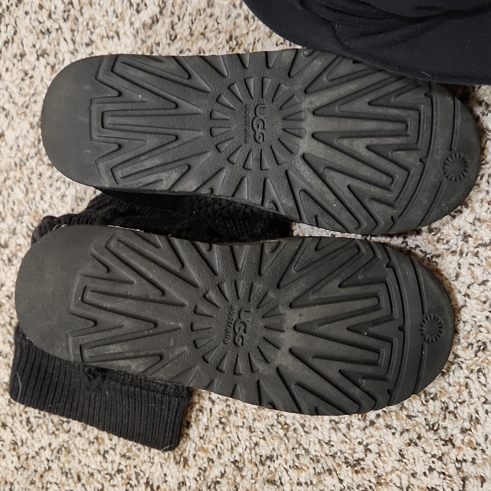 Knit Uggs - image 4